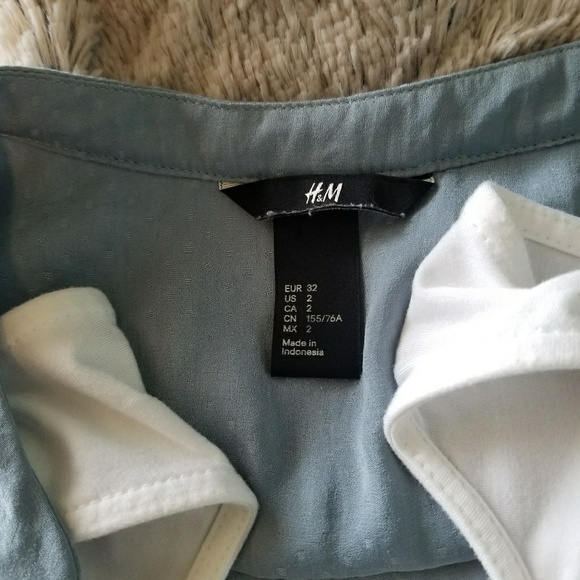 H&M Button down Womans Small - Picture 5 of 7